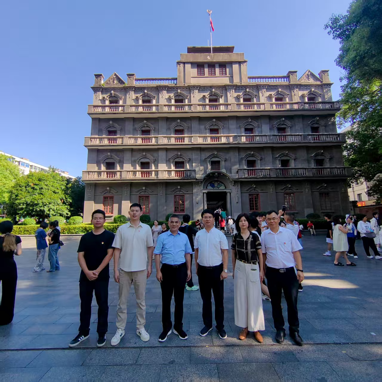 浙茶集团第一党支部赴江西南昌开展“追寻红色起点 淬炼初心使命”主题党日活动